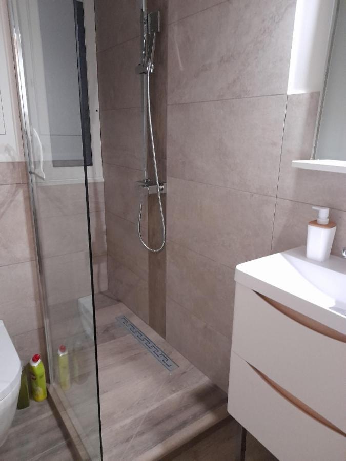 Studio 4 Couchages Apartment โอรง ภายนอก รูปภาพ